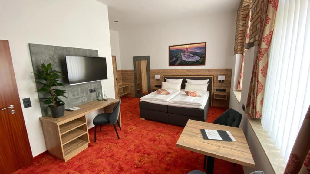 Hotel Friedchen Mit Eigener Fleischerei Artern Exterior photo