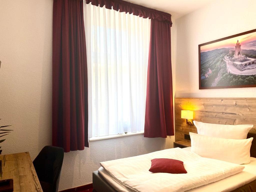 Hotel Friedchen Mit Eigener Fleischerei Artern Exterior photo